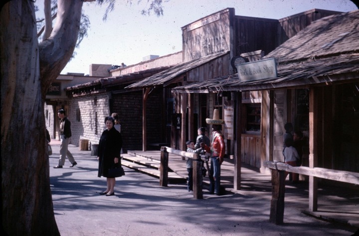 mom kenneth terry at boot hill 2